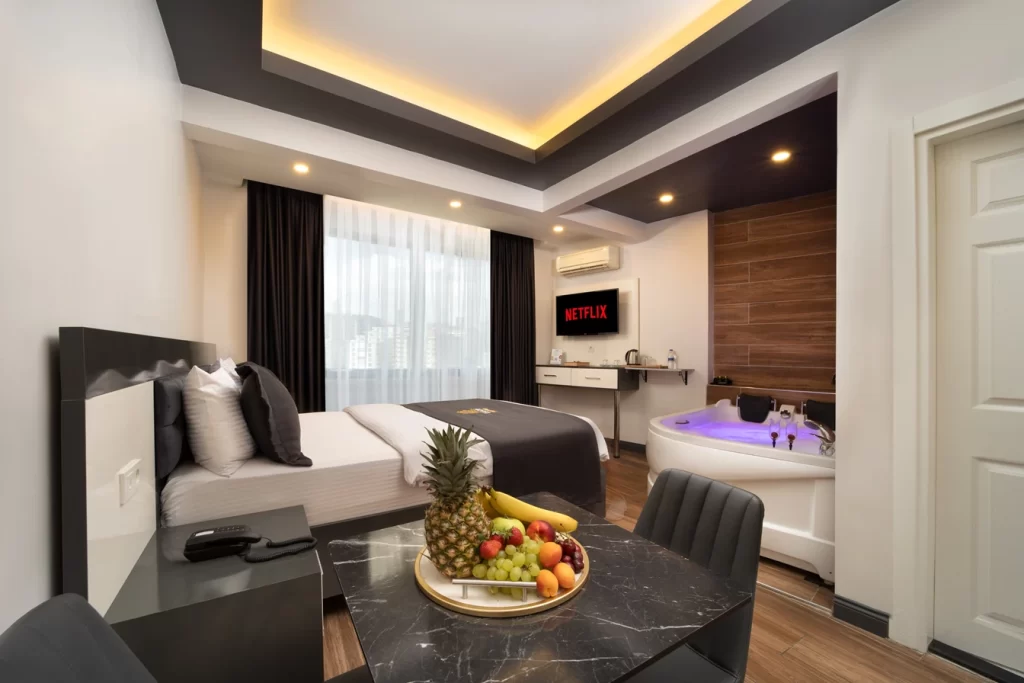 Bakırköy jakuzili günlük kiralık suit odası – modern tasarımlı konaklama alanı